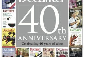 Portada de "Decanter" noviembre 2015 especial 40 aniversario de la revista